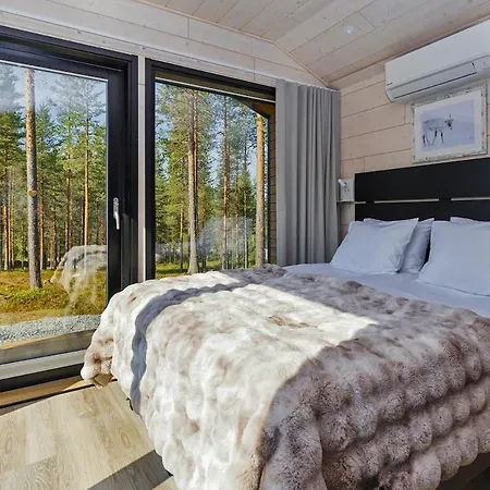Visit Pyhae G - Valkea Homes Hébergement de vacances